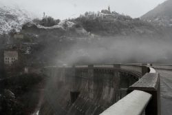 L'arc et le village Lac du Chambon, barrage , Les Deux Alpes, 12 février 2026