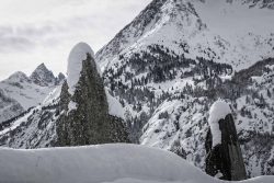 Veille minérale Cimetière et tombes funéraires St Christophe en Oisans, 13 février 2026